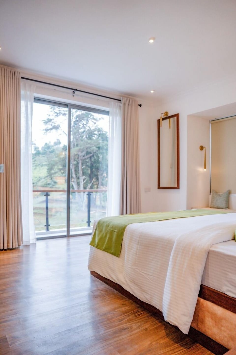 Deluxe Double Room, Garden View | Soundproofing, free WiFi