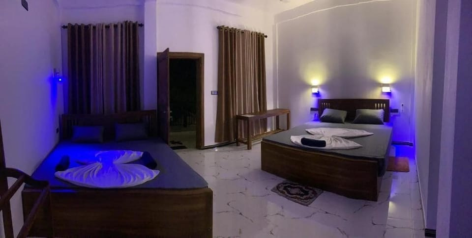 Comfort Triple Room, Non Smoking, Garden View | Desk, free WiFi