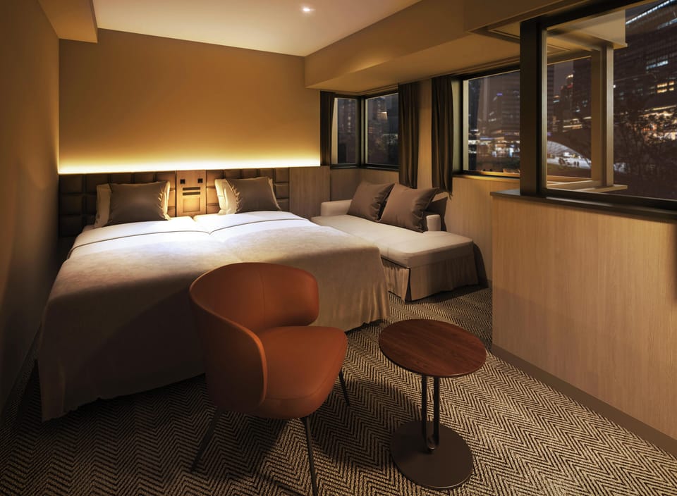 Laptop workspace, free WiFi, bed sheets