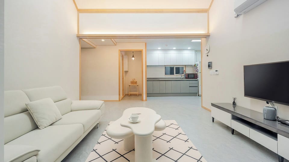 Basic Room, 2 Bedrooms (Eondeokwie Dokchae) | 2 bedrooms, WiFi (free)