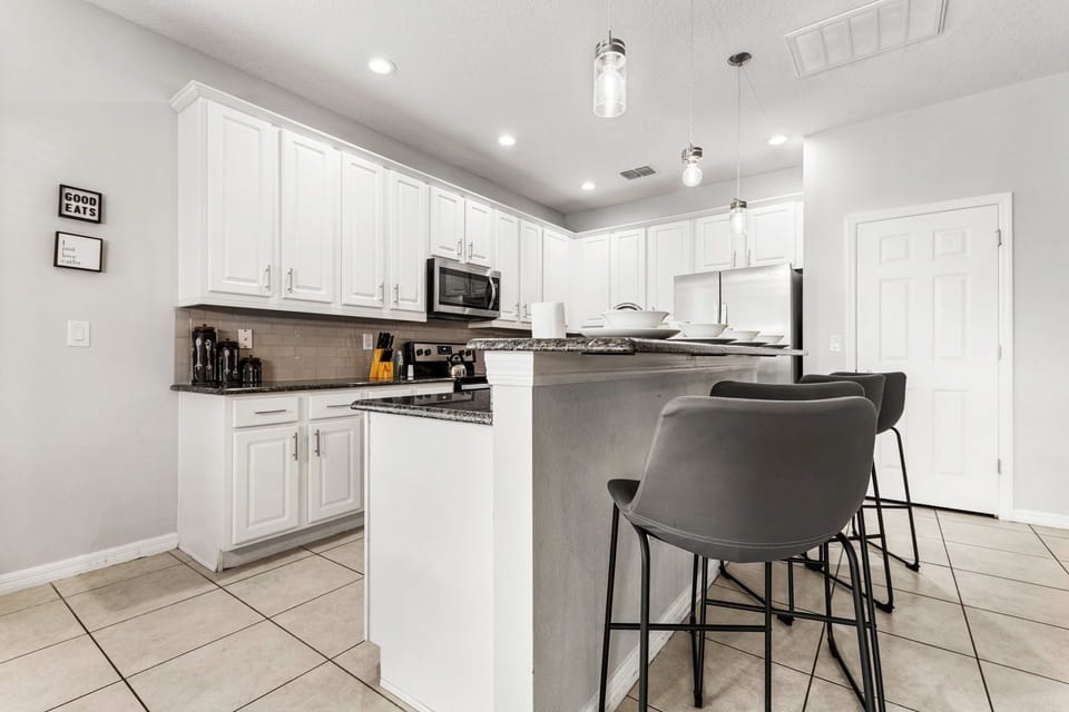 House (Multiple Bedrooms) | Property amenity