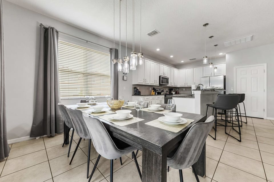 House (Multiple Bedrooms) | Property amenity