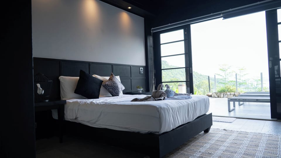Deluxe Villa, Private Pool | Free WiFi