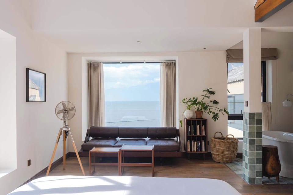Family Duplex, Ocean View | Desk, laptop workspace, blackout drapes, iron/ironing board (on request)