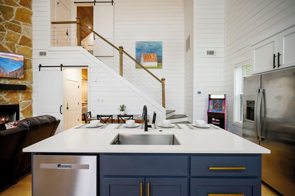 Chef’s kitchen with oversized island — designed for effortless entertaining. ✨