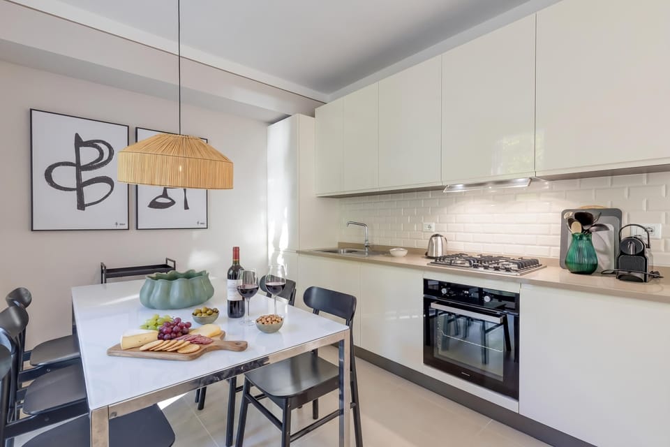 Family Apartment, 2 Bedrooms, Balcony, Lakeside (PL-Villas 2 bedrooms Deluxe 4pax) | Private kitchen