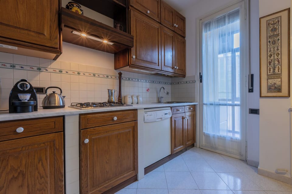Basic Apartment, Balcony | Private kitchen | Espresso maker, electric kettle