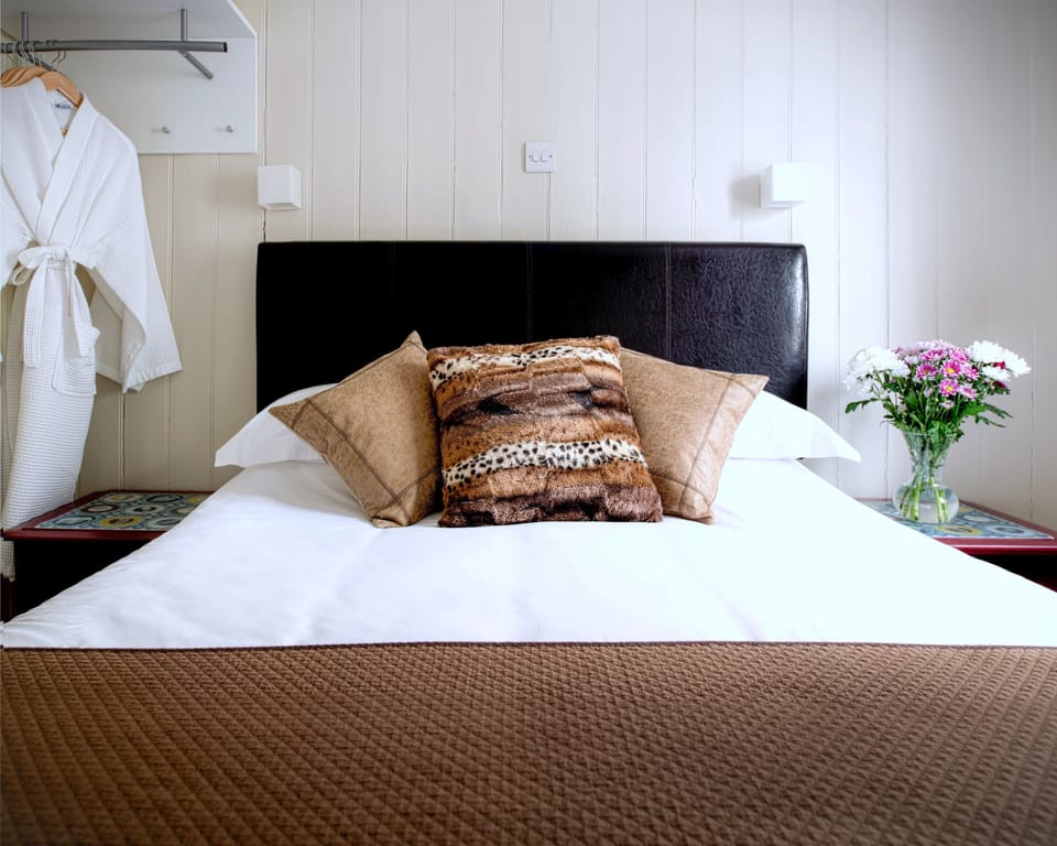 Double Room, Private Bathroom (External) | View from room