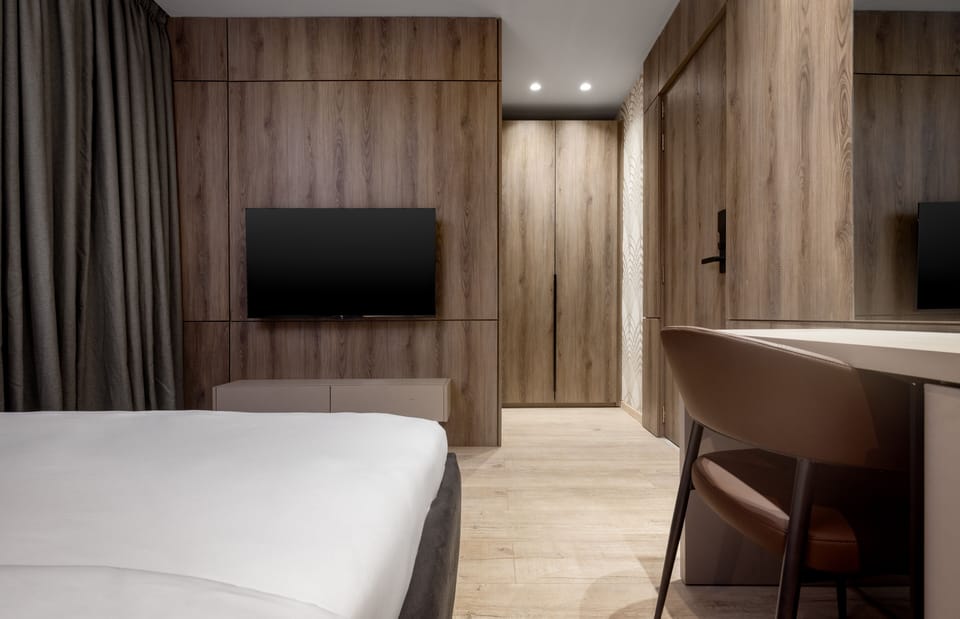 Standard Room | Desk, soundproofing, free WiFi, bed sheets