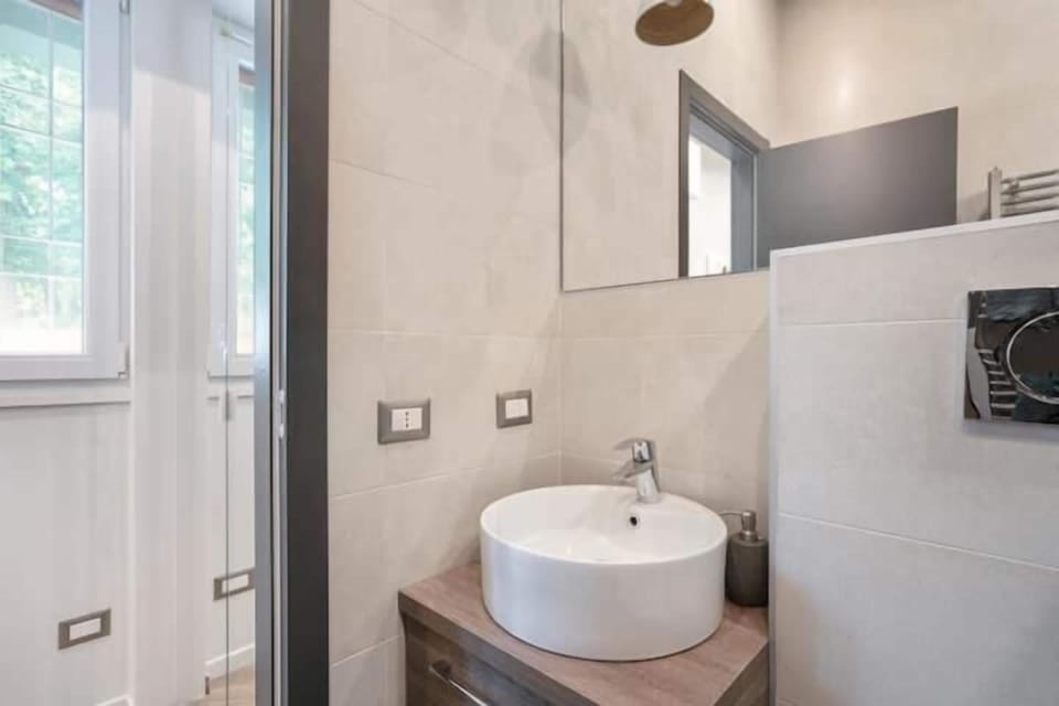 Camera doppia - NO Cucina | Bathroom | Shower, hair dryer, towels, soap