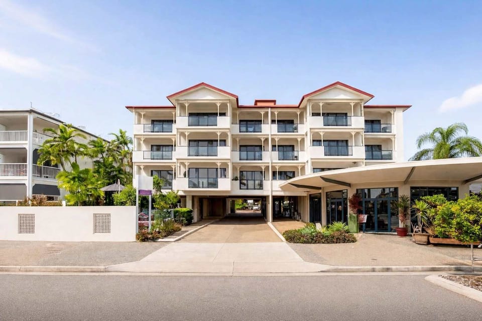 Stylish Palmer Street Studio Accommodation in the Heart of Townsville
