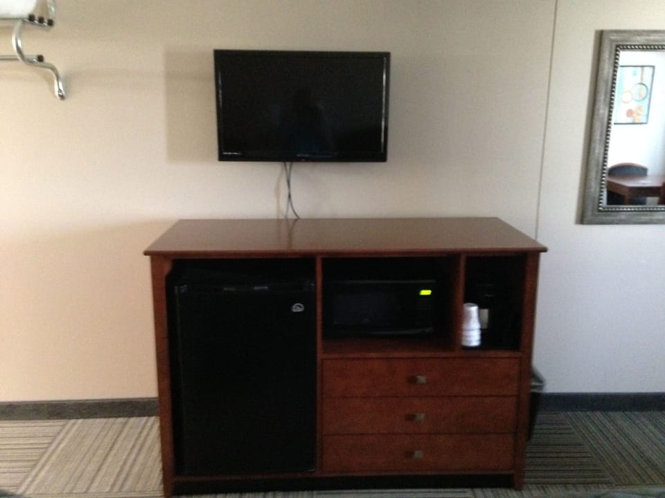 Double Room | Iron/ironing board, free WiFi