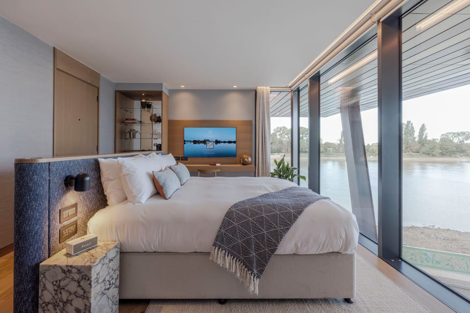 Premium Double Room, River View | Premium bedding, pillowtop beds, minibar, in-room safe