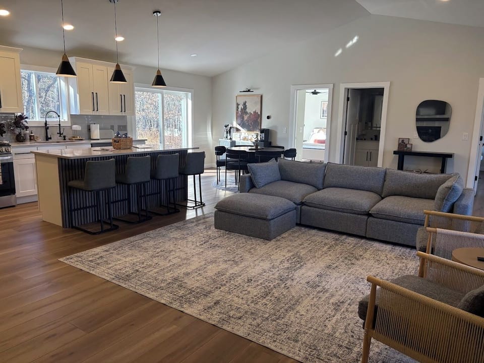 Spacious Open Concept Main Floor