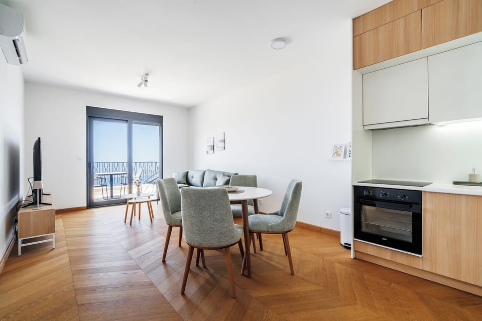 Luxury Apartment, Balcony, Sea View | Living area | Flat-screen TV