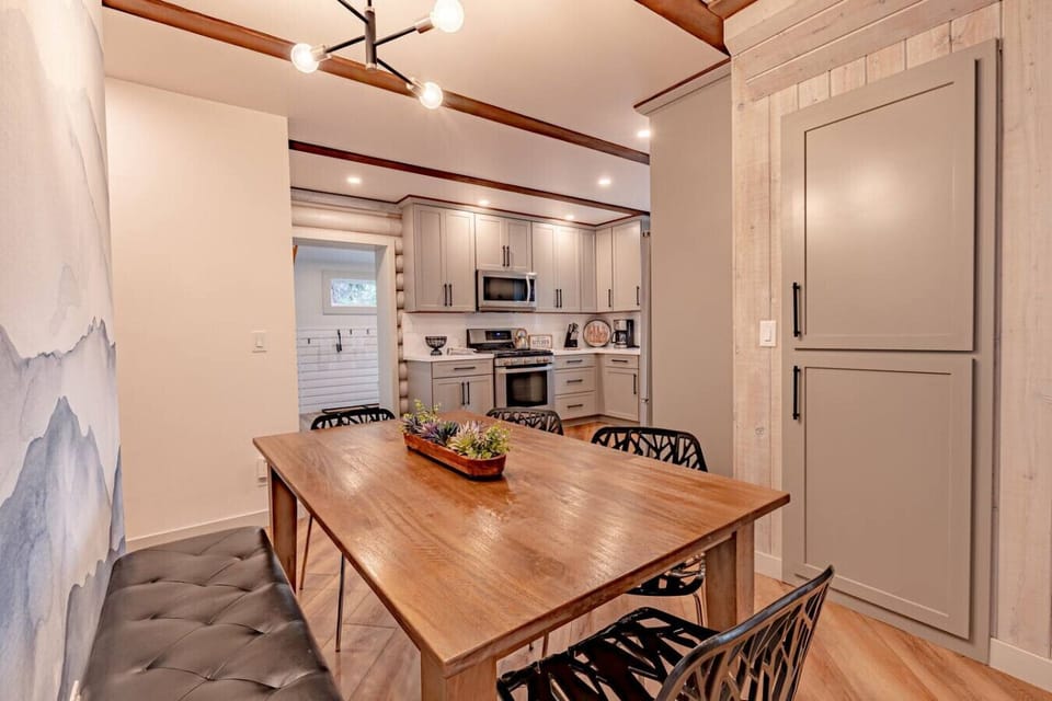 Rustic chic dining area