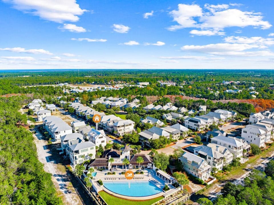 Home`s Location in the Neighborhood next to the Infinity Resort Style Pool and Fitness Center