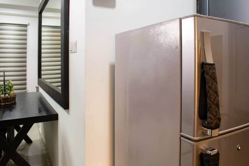 2 Door fridge 