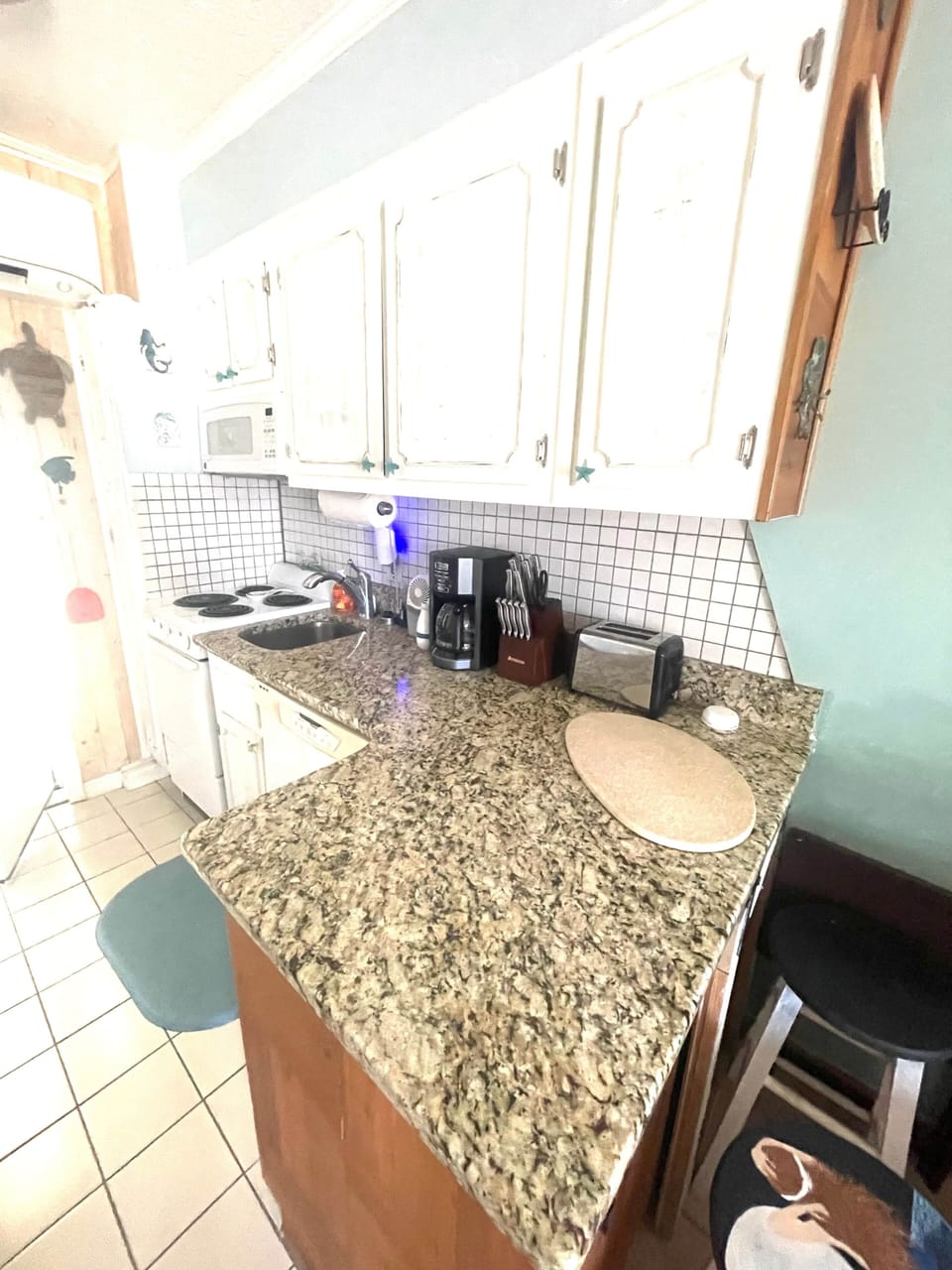 Full kitchen including full size Refrigerator, not pictured in this photo