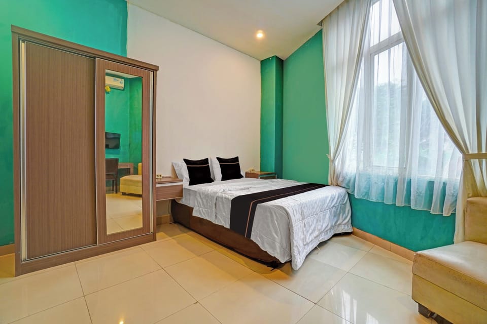 Deluxe Double Room | Free WiFi, bed sheets