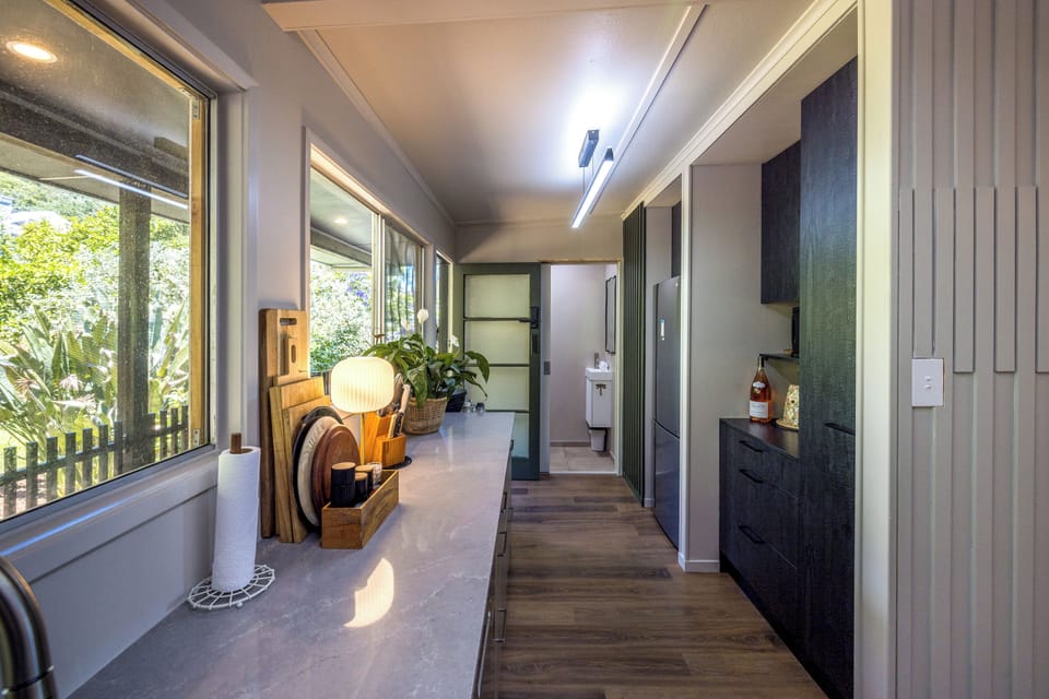 Comfort House, Sea View | Private kitchen | Electric kettle, toaster