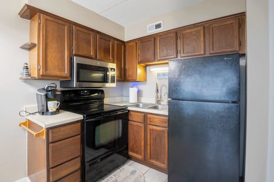 Fully Equipped Kitchen for Cooking Meals at Home