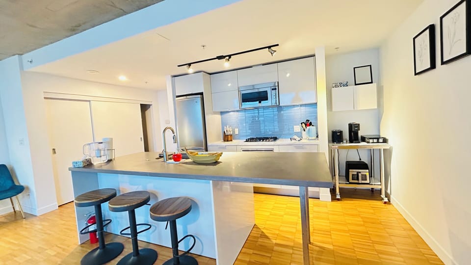 Family Condo, 2 Bedrooms, Balcony, Ocean View | Private kitchen | Oven, stovetop, dishwasher, coffee/tea maker