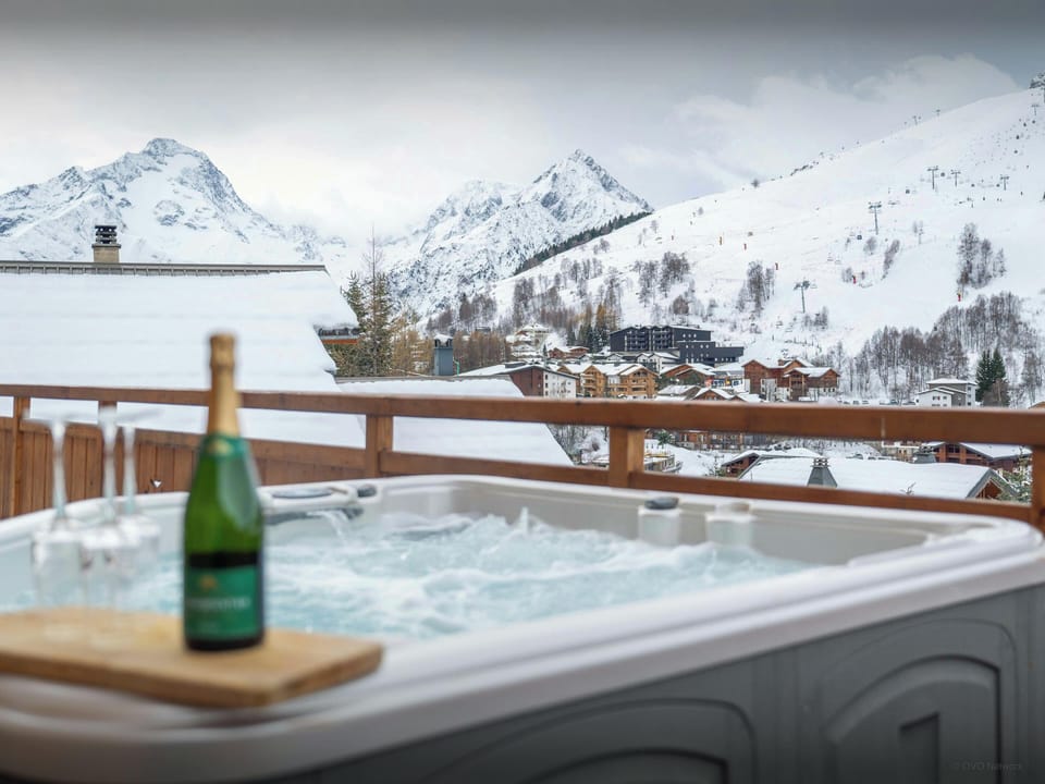 Jacuzzi