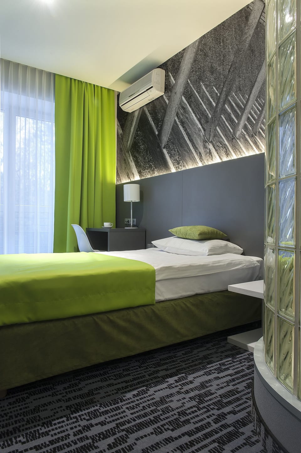 Standard Single Room, 1 Twin Bed | In-room safe, desk, iron/ironing board, free WiFi