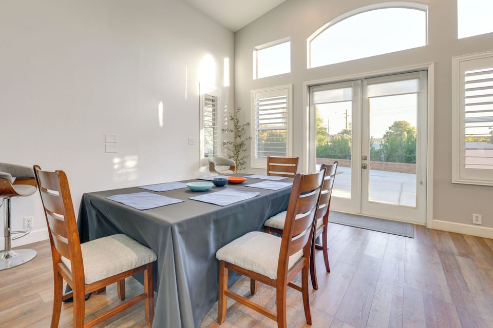 Dining Area | 1st Floor