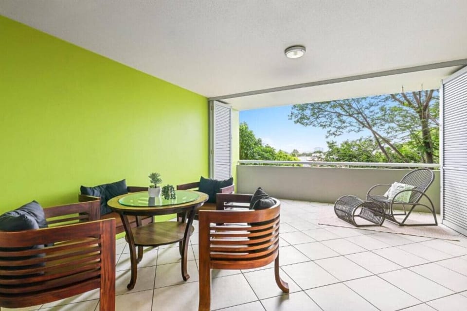 Room to relax, dine, and unwind all in one welcoming space.