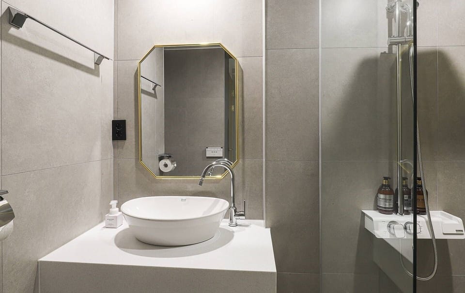 Standard Double Room, City View | Bathroom | Combined shower/tub, hair dryer, towels, soap