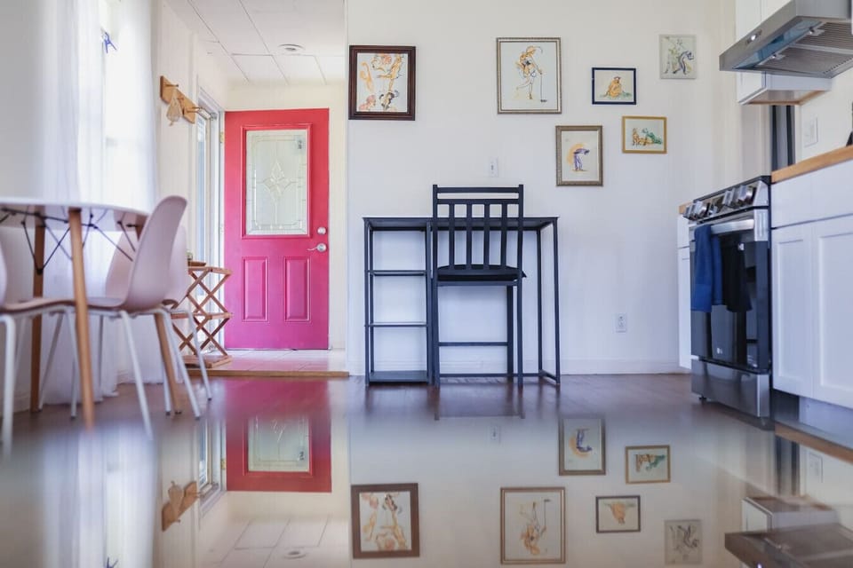 A dedicated workspace with high‑speed internet opens directly onto the patio for a moment of fresh air when you need a break. Whether you’re working remotely or diving into creative projects, this corner is designed to inspire.