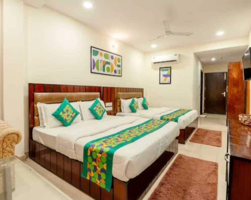 Family Suite | Desk, free WiFi