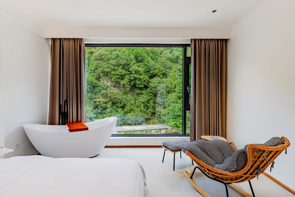 Exclusive Double or Twin Room, Hill View | Premium bedding, down comforters, individually decorated
