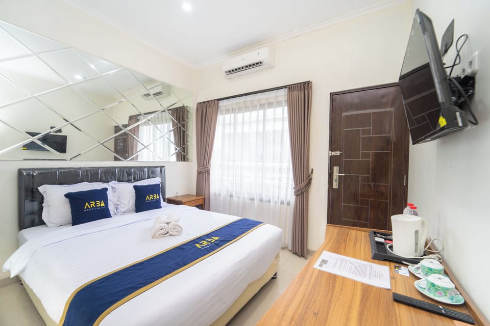 Deluxe Double Room | Desk, laptop workspace, free WiFi