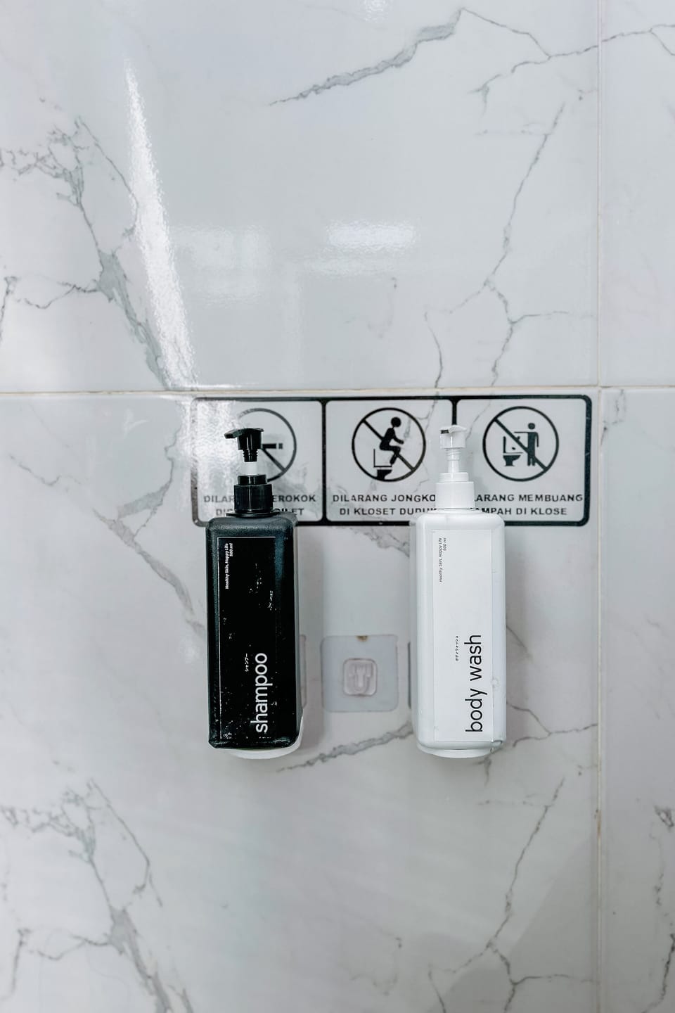 Basic Double Room | Bathroom | Shower, free toiletries, bidet, towels