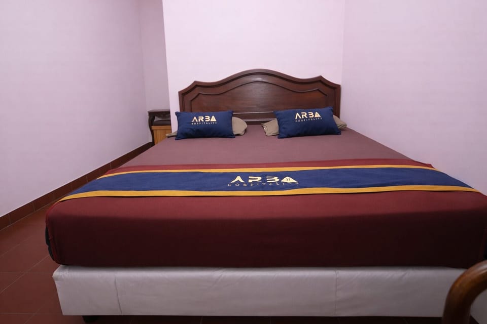 Superior Double Room | Desk