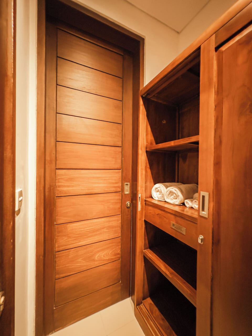 Villa, 2 Bedrooms, Pool View | Bathroom | Separate tub and shower, free toiletries, towels, soap