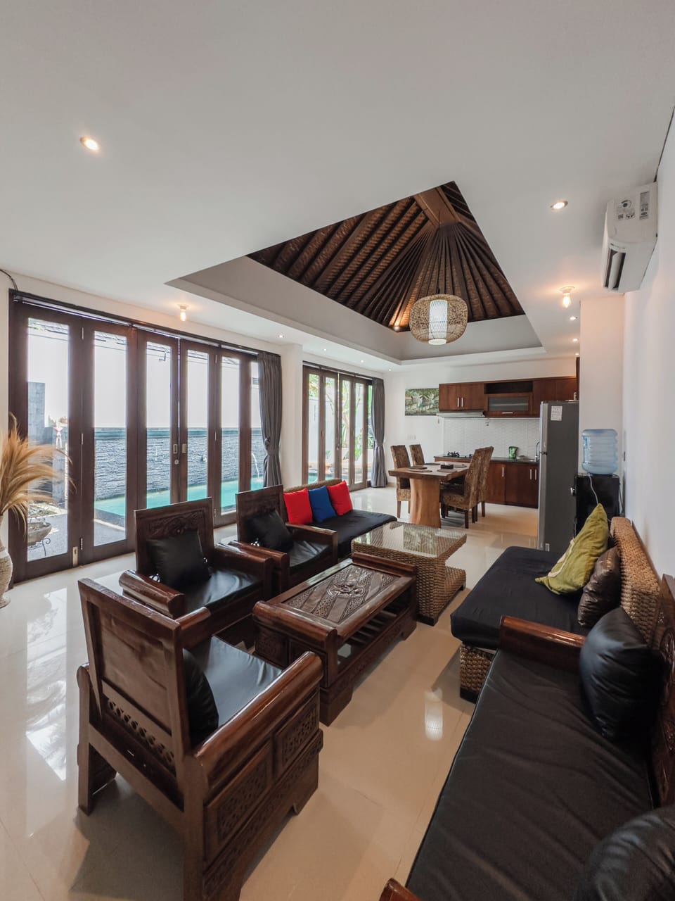 Villa, 2 Bedrooms, Pool View | Living area