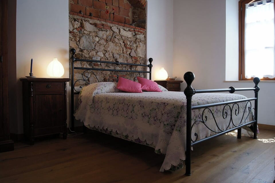 Autumn, Bedroom, Spring, Summer