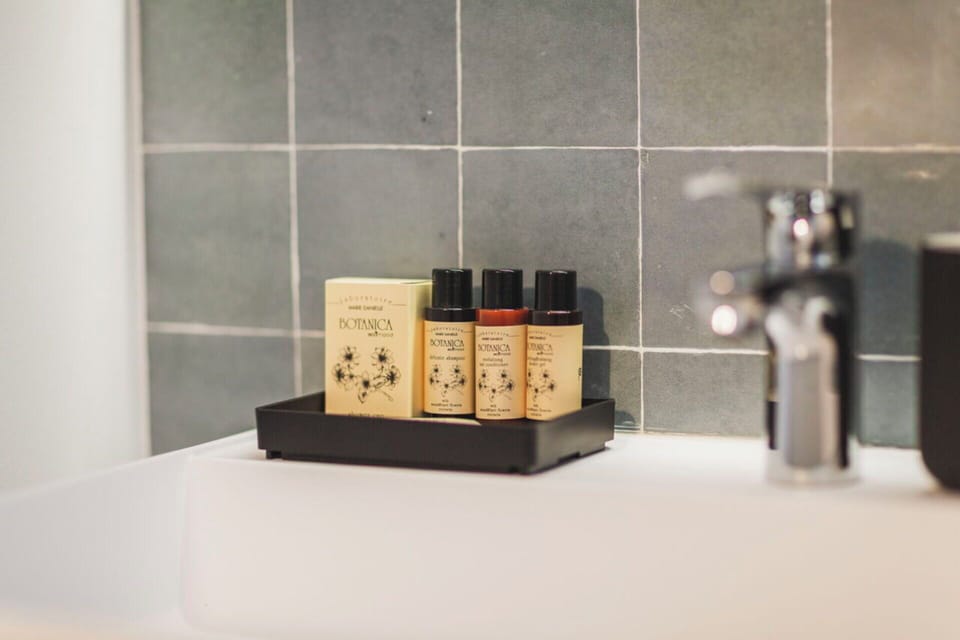 Bathroom, Room Detail