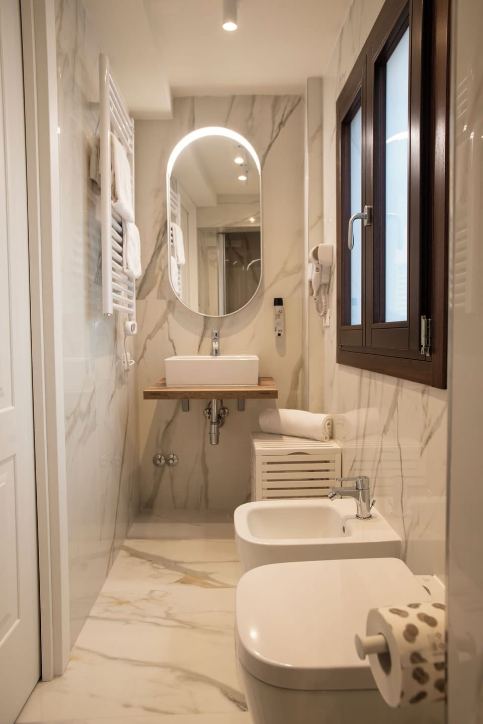 Panoramic Apartment, 2 Bedrooms, Terrace | Bathroom | Free toiletries, hair dryer, bidet, towels