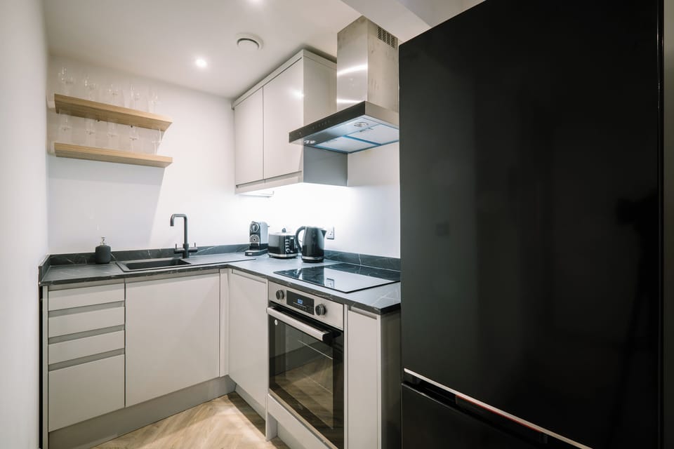 Apartment, 1 Bedroom | Private kitchen