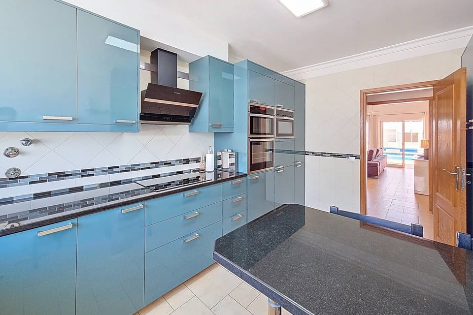 House, 4 Bedrooms, Smoking, Private Pool | Interior