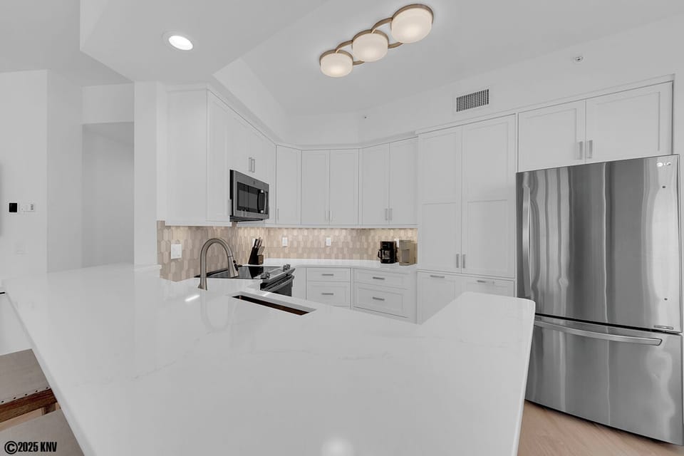 Fabulous, newly remodeled Kitchen