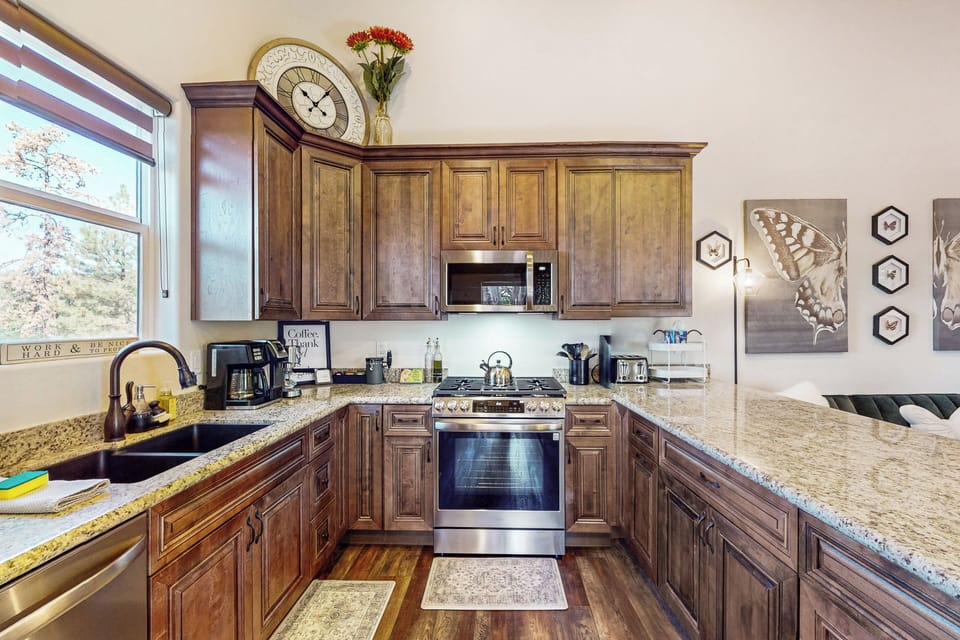 House (2 Bedrooms) | Interior