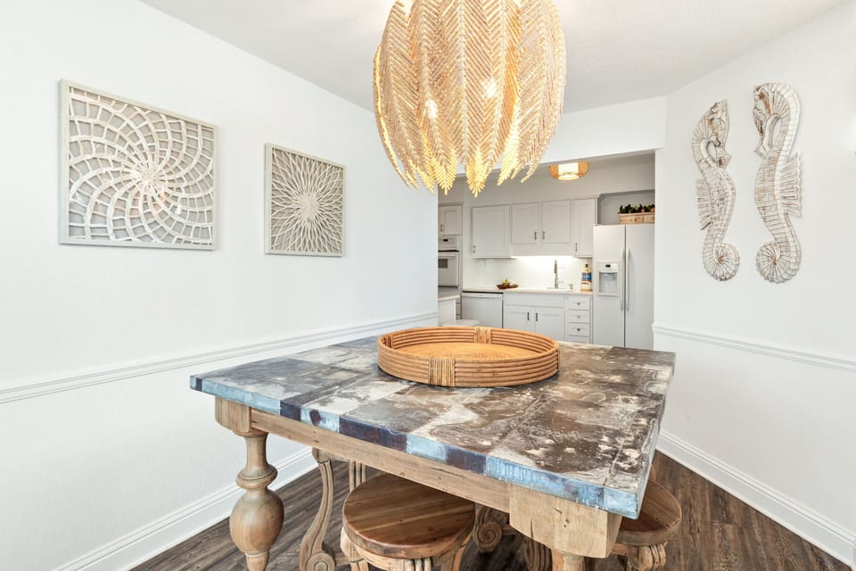Townhome, 3 Bedrooms | Dining