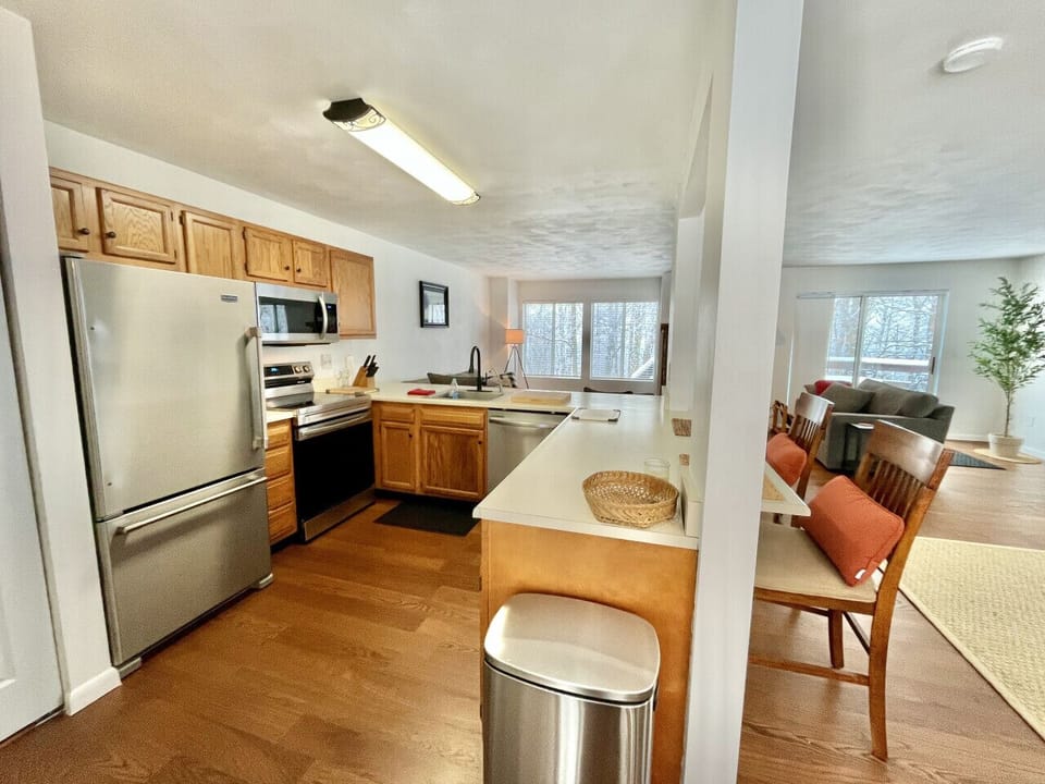 Fully equipped kitchen for cooking up your favorite meals