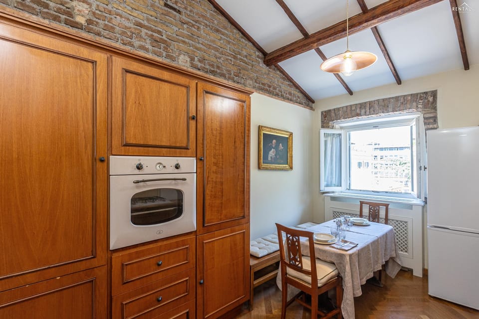 Apartment | Private kitchen | Microwave, dishwasher, espresso maker, coffee/tea maker